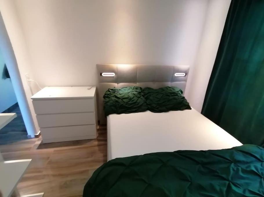 Luxury Voll Moeblierte 2 Aarau Apartamento *